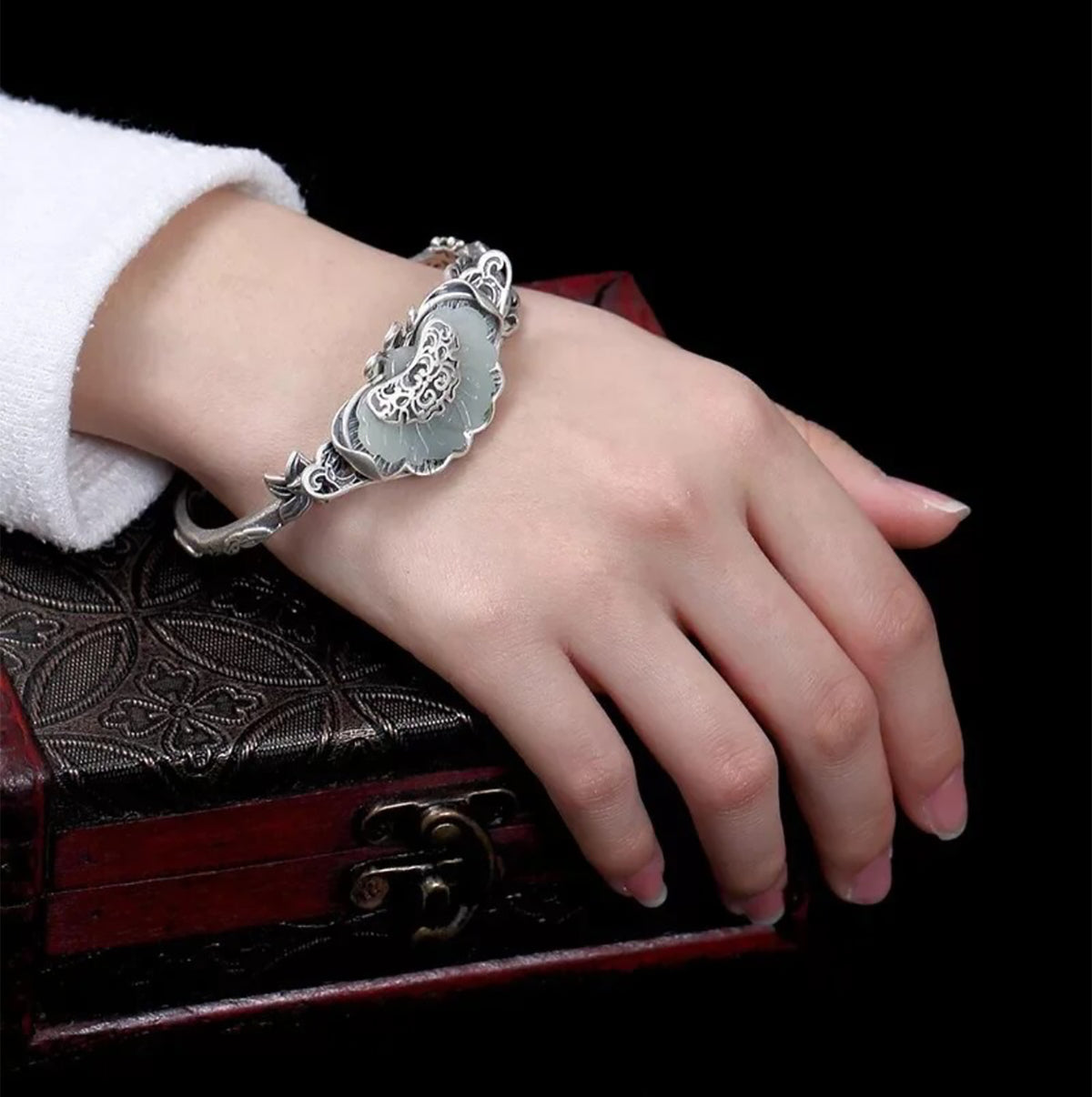 Sterling Silver Bold and Elegant Jade Bangle Bracelet