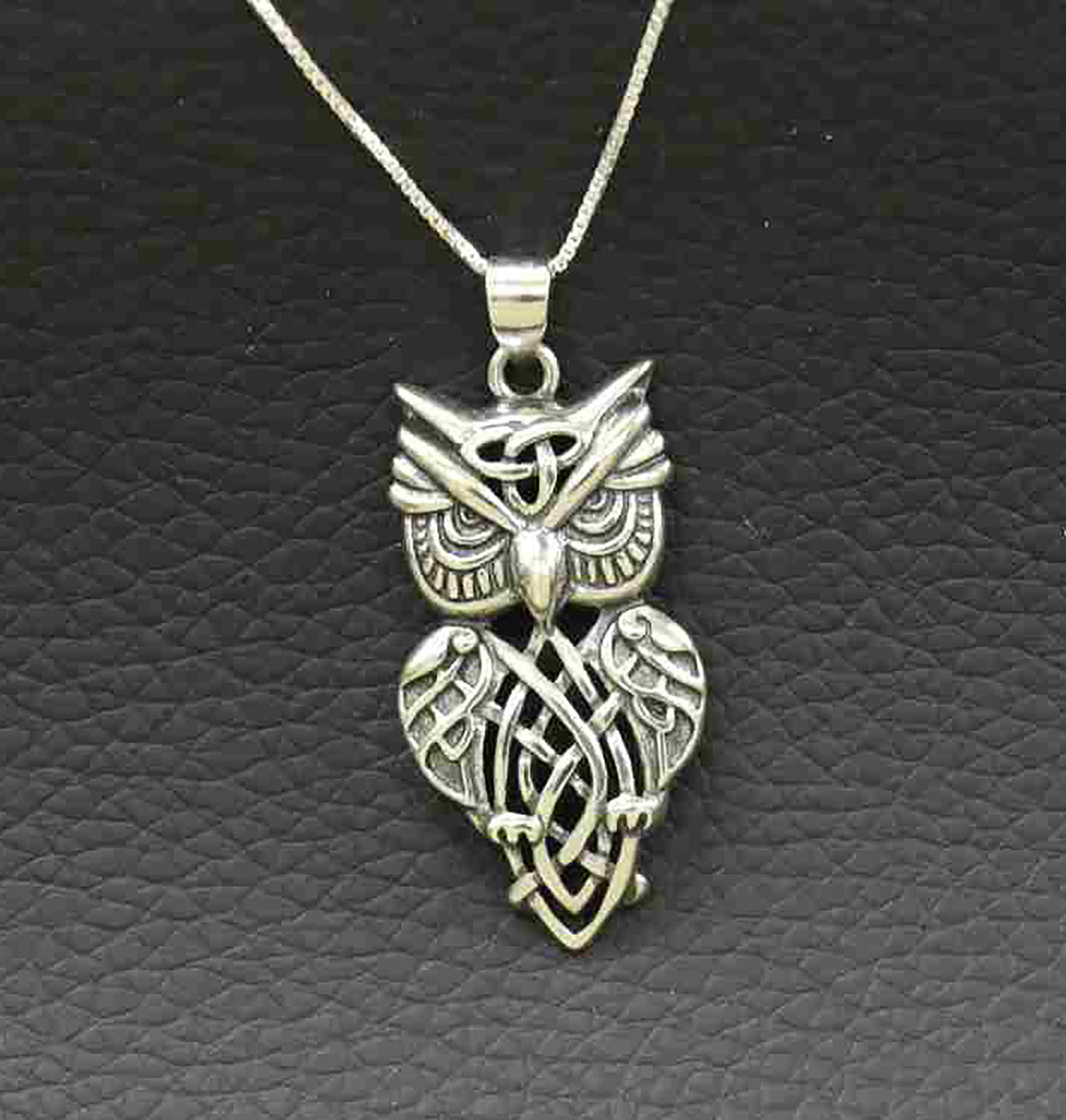 Classy Sterling Silver Vintage Owl Pendant with Intricate Details on Italian Box Chain