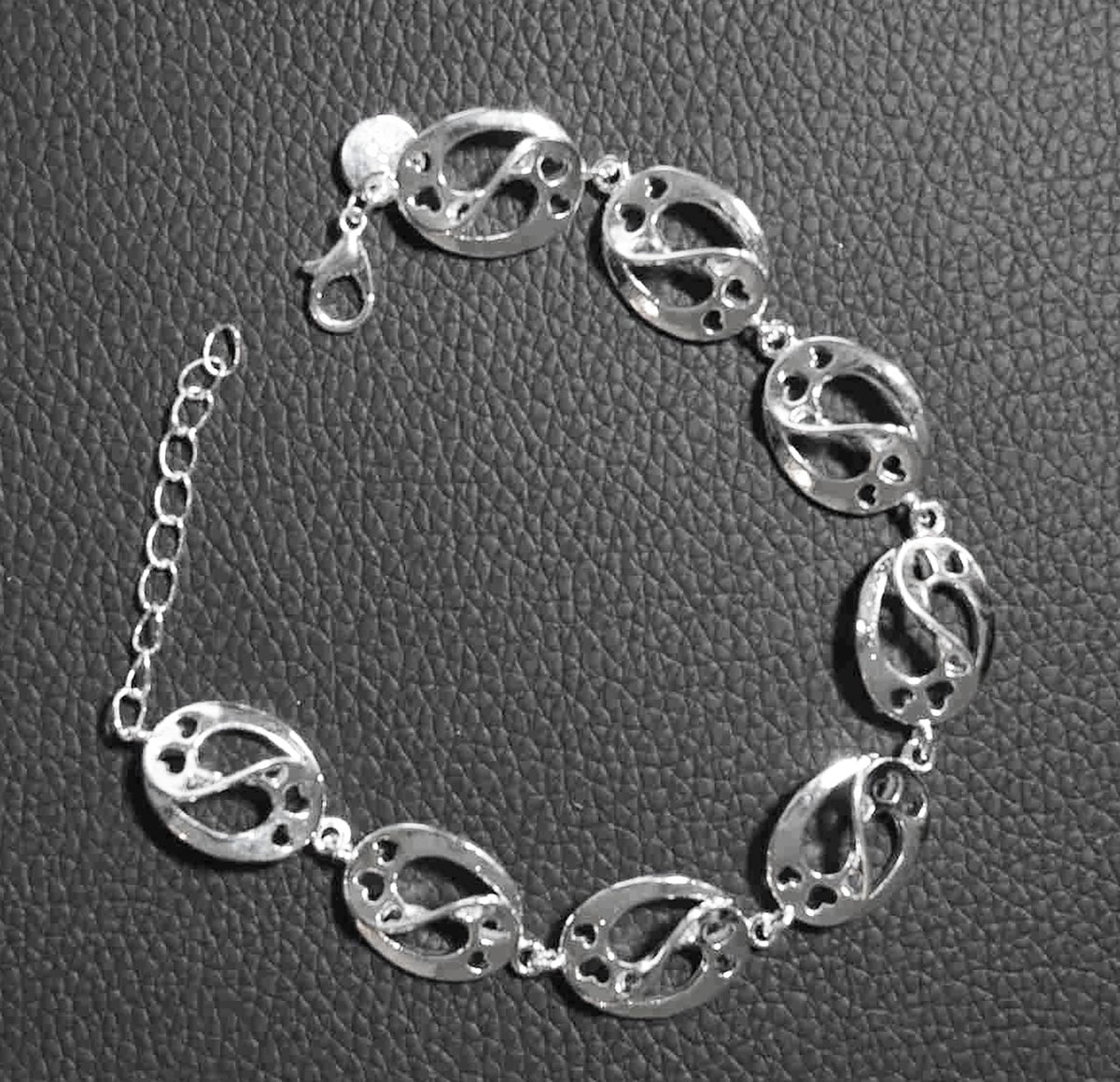 Hearts in Harmony Sterling Silver Link Bracelet –Timeless Love