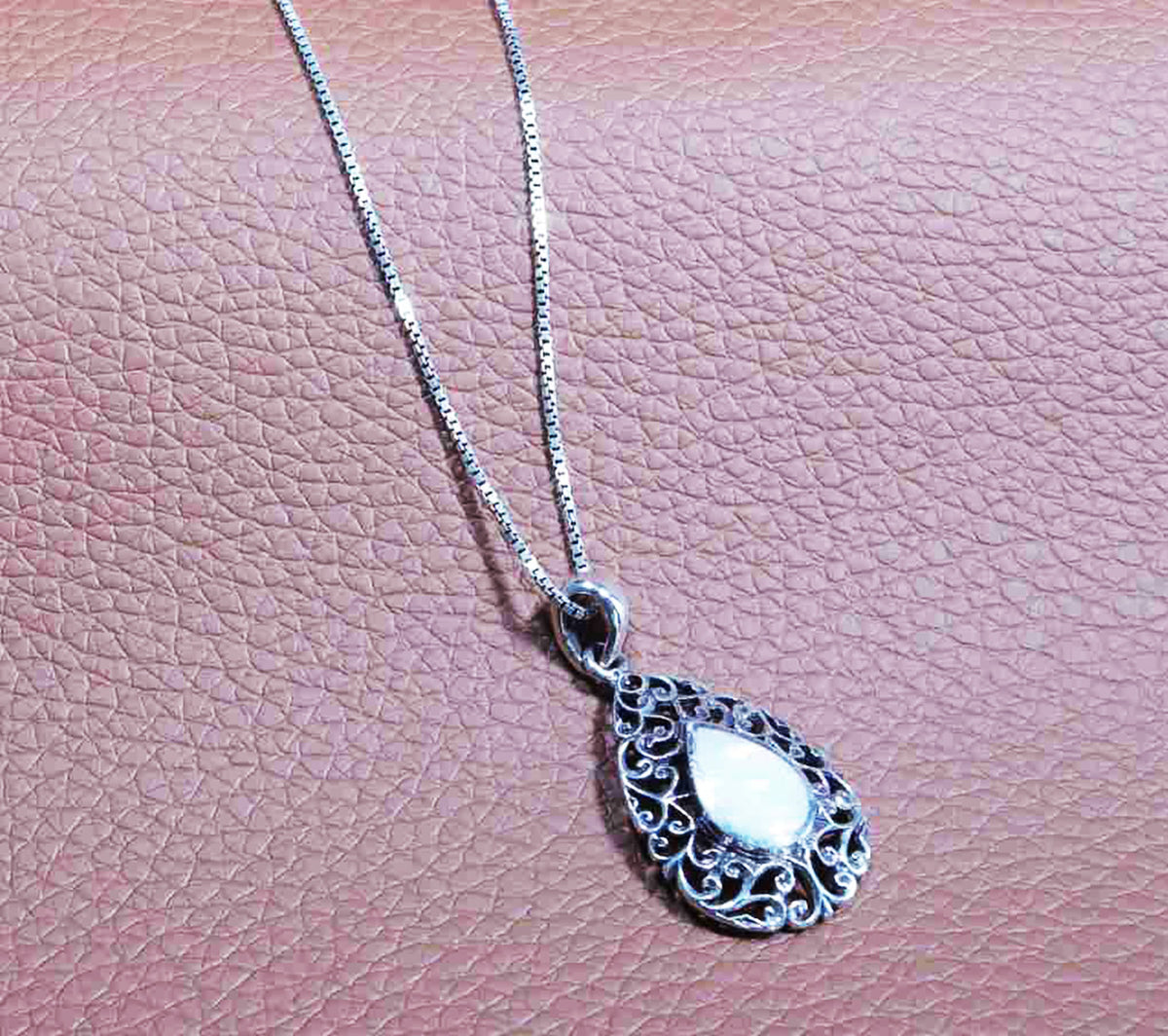 Sterling Silver Vintage Teardrop Pendant with Synthetic Pear-Shaped Opal on Italian Box Chain