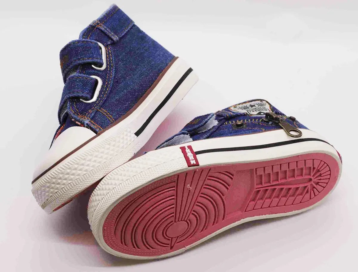 Trendy Tiny Tots Treads Adorable Canvas Unisex Sneakers