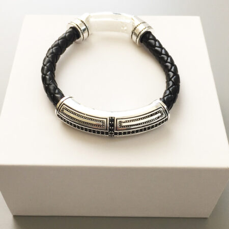 Elegant Sterling Silver Unisex Bracelet