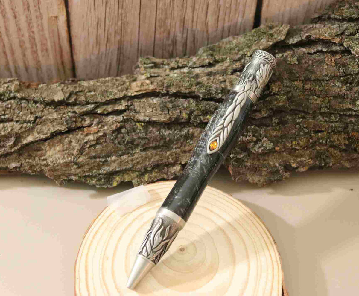 Handcrafted pen
