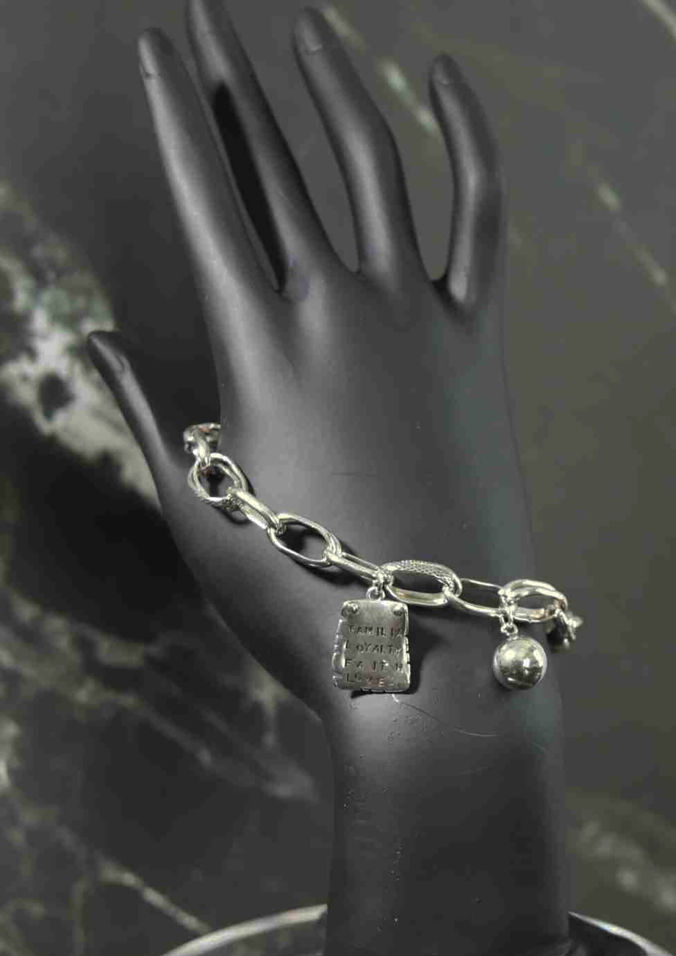 Charm bracelet