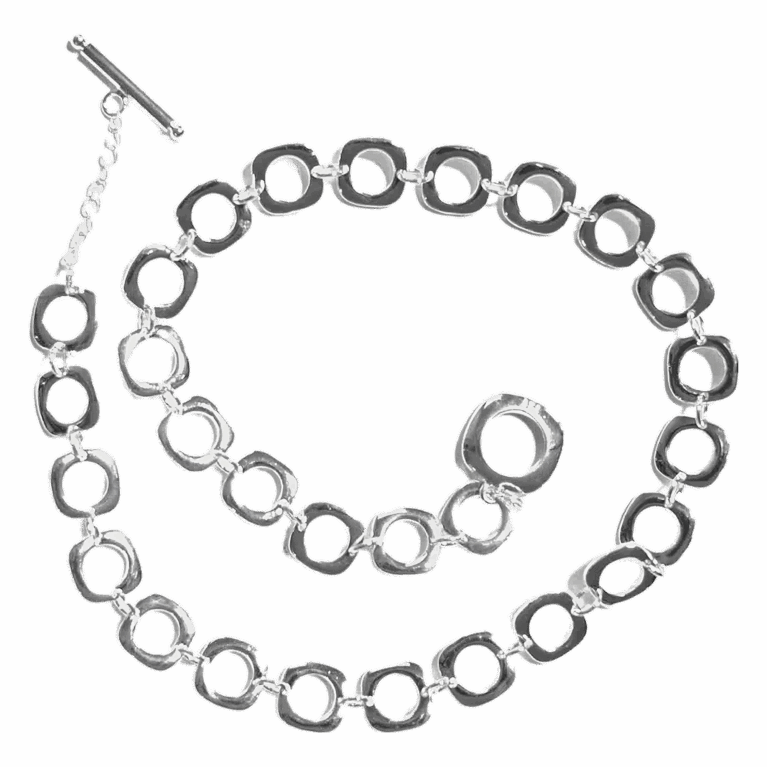 Circle of Grace Sterling Silver Cushion-Link Necklace –Timeless Elegance