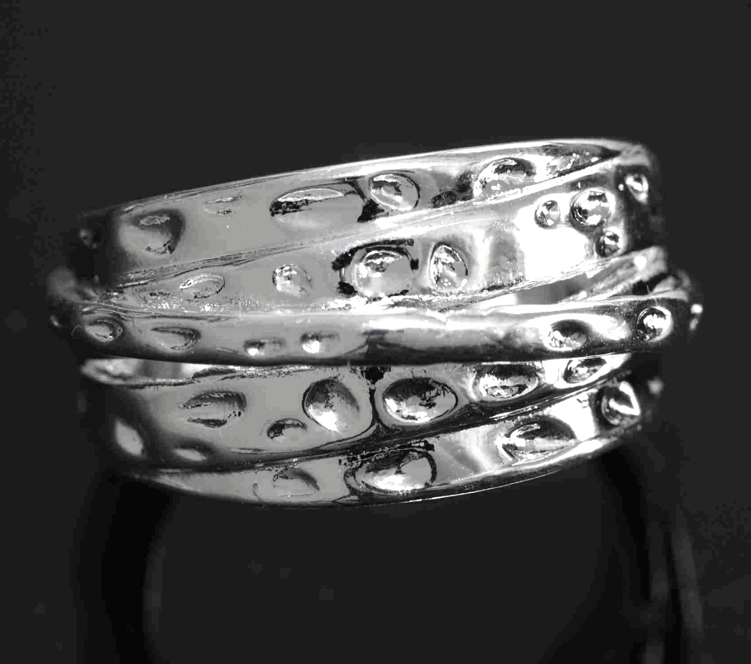 Bound by Love Sterling Silver Puzzle Motif Adjustable Ring. 925ijewel.com