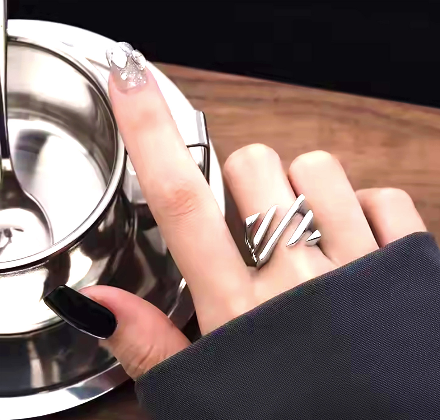 Lines of Love” Sterling Silver Adjustable Stripe Cut-Out Ring. 925ijewel.com